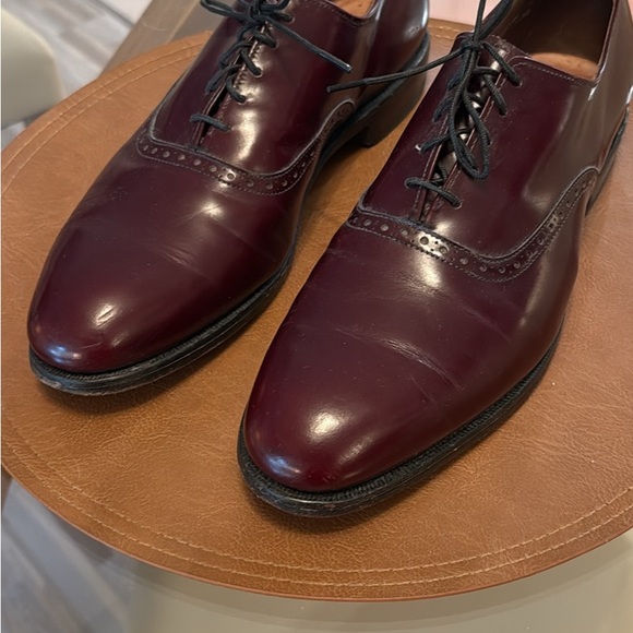 Allen Edmonds Men\'s Burgundy Leather Dress Shoes main image 3